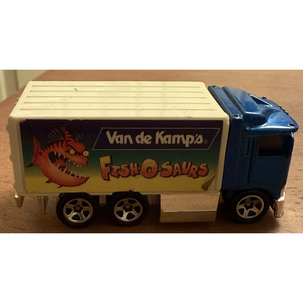 Hotwheels Van De Kamp's Fish-O-Saurs 1991 Hauler Delivery Truck 1:64 Diecast Toy